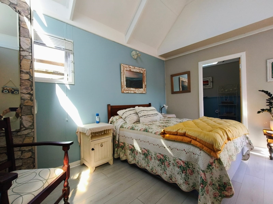 3 Bedroom Property for Sale in Wavecrest Eastern Cape